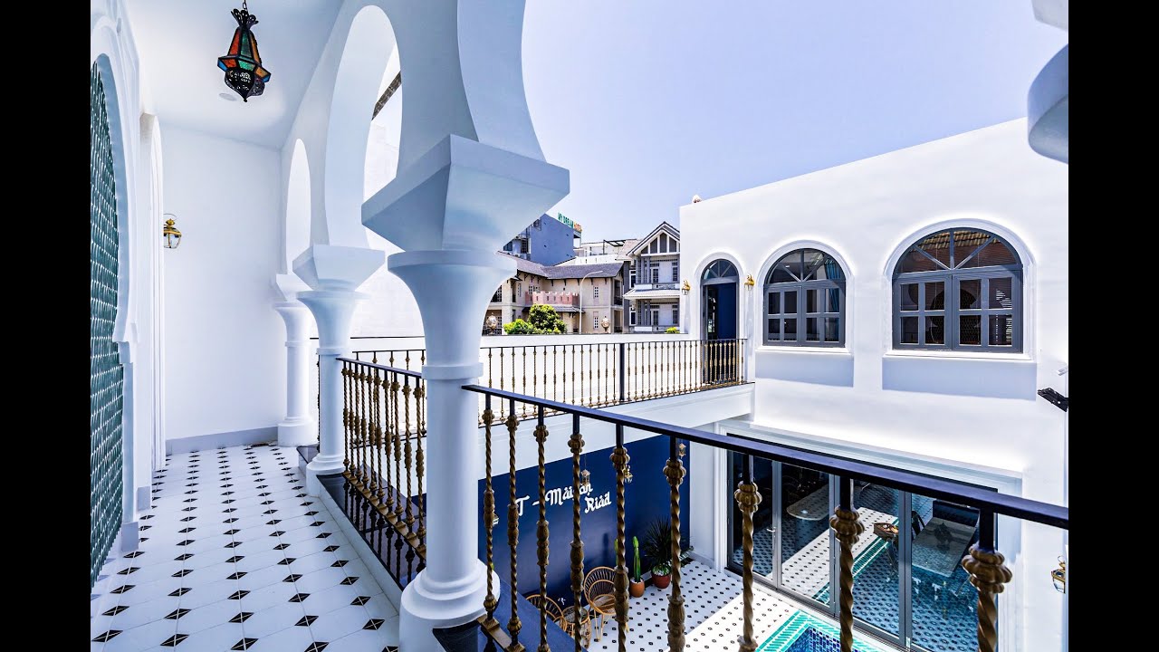 YouTube video player