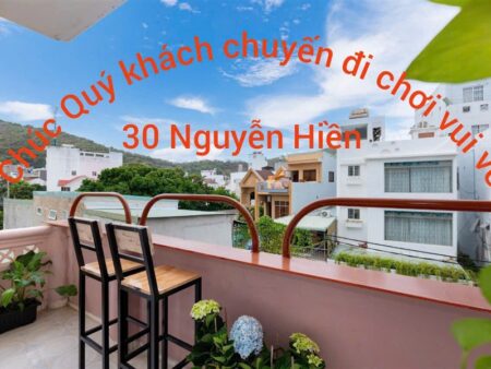 Nhà phố 30 Nguyễn Hiền