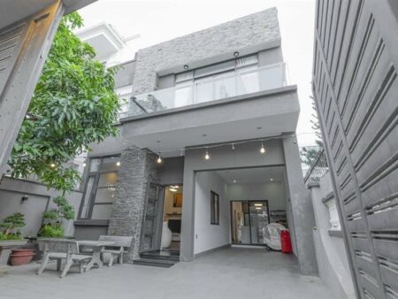 Nhà phố 32/1 Thi Sách
