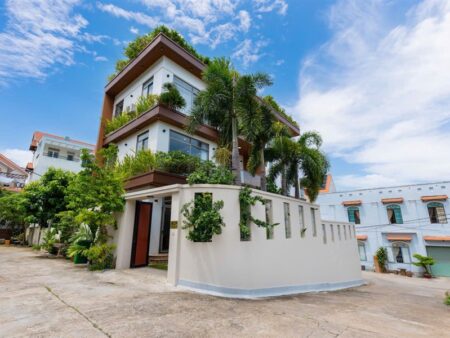 Villa 105/12H Lê Ngọc Hân