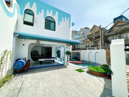 Villa 17A Hồ Quý Ly
